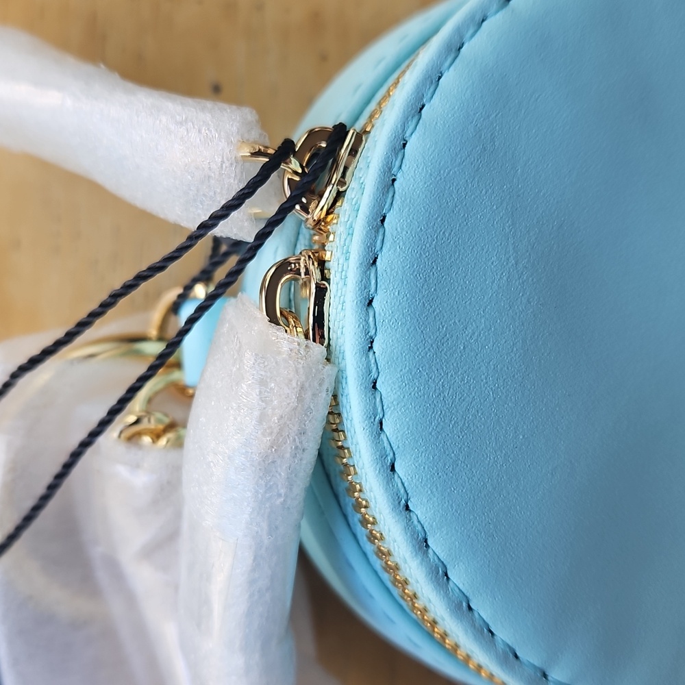 Marc Jacobs Light Blue Round Coin Pouch - Picture 4 of 13